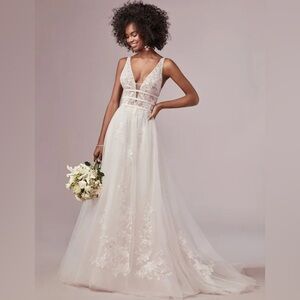 Rebecca Ingram A-line by Maggie Sottero, Raelynn wedding dress 10, NWT!